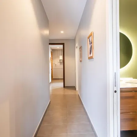 43mal1000-nice&bright 2br Flat Next To Sagrada Familia Apartment