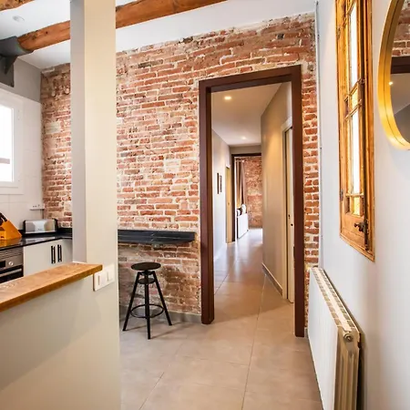 43mal1000-nice&bright 2br Flat Next To Sagrada Familia * Barcelona